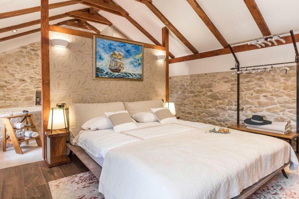 Villa Hirundo Rustica Skradin Exterior photo